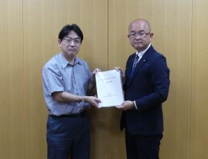 松田町幼児期の育成環境のあり方検討委員会 報告書提出